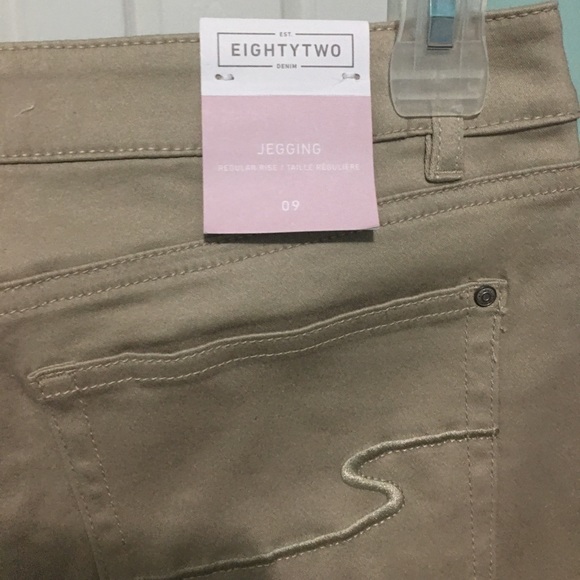 brand new with tags khaki tan coloured jeggings - Picture 4 of 4